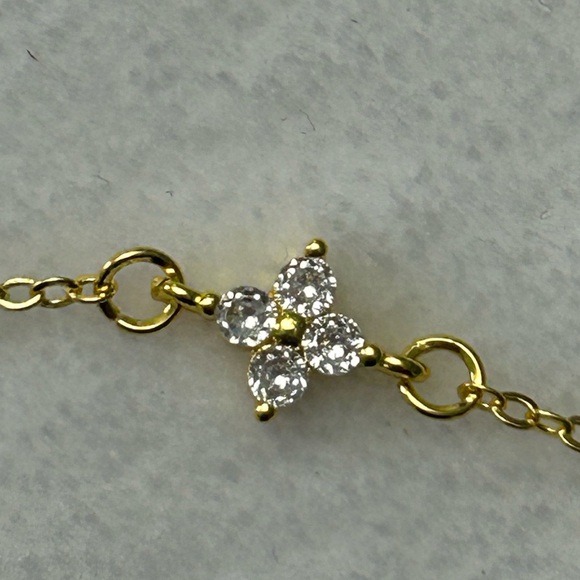 Dainty Gold Star Bracelet. New. - Picture 6 of 6